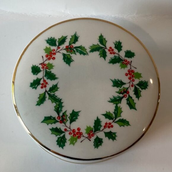 Vintage Sadler England Holly lidded Trinket box - Picture 4 of 9